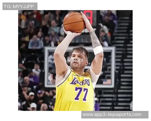 东契奇26岁已成联盟唯一现役30岁前五次入选最佳阵容一阵球员