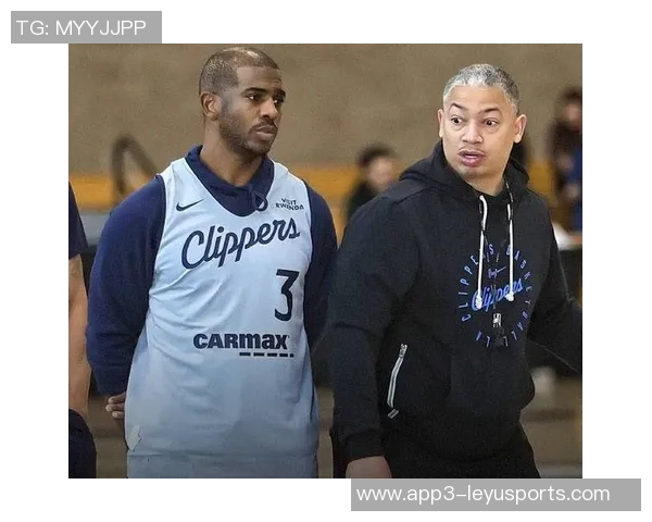 卢指导盛赞保罗称其为历史前六控球后卫之一入选名人堂实至名归