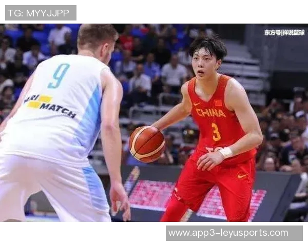 胡明轩状态低迷表现不佳11投仅3中三分球命中率低迷贡献10分7篮板4助攻