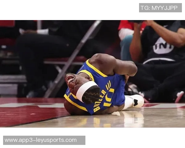 哈登拇指肿胀明显好转瘀伤减轻将继续佩戴护具参赛